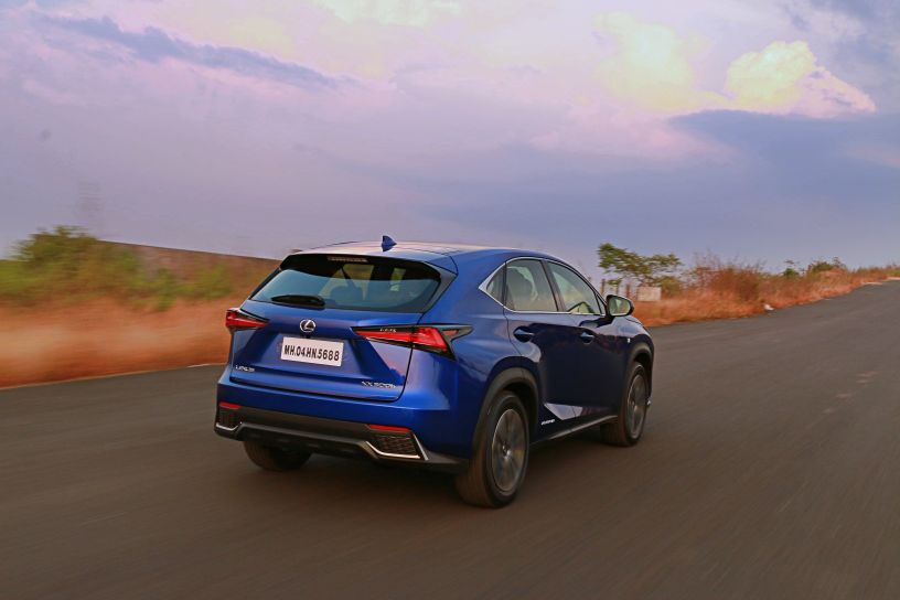 Lexus NX 300h F Sport Lexus NX 300h F Sport