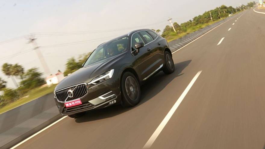 Volvo XC60 Road Test Images