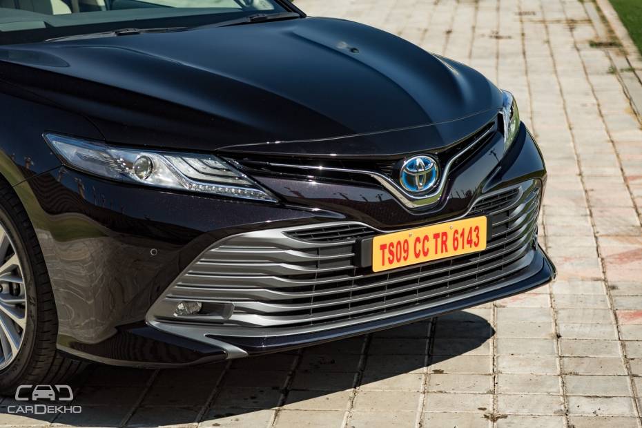 Toyota Camry Hybrid 