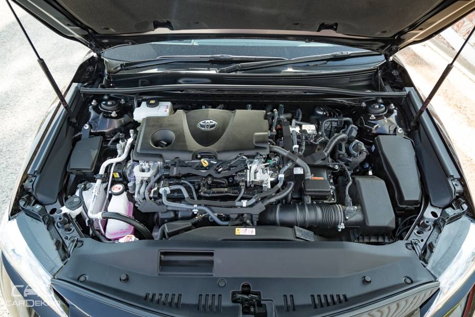 Toyota Camry Hybrid 