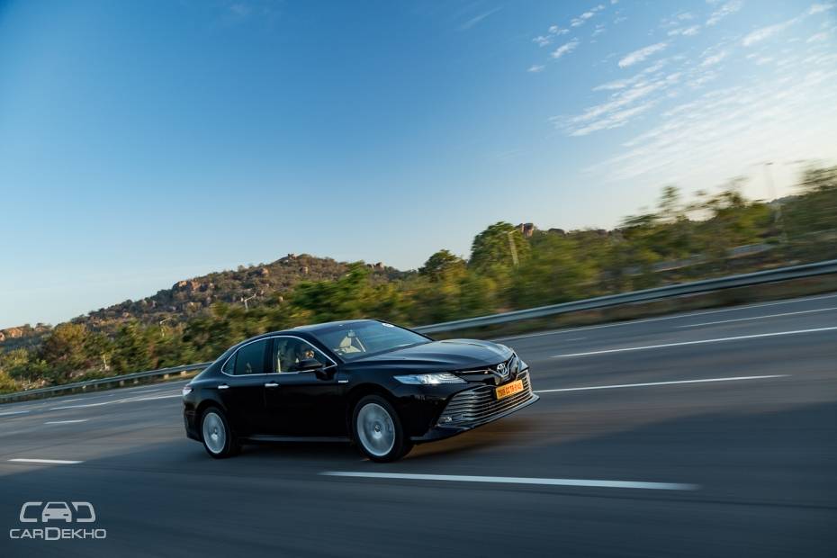 Toyota Camry Hybrid 