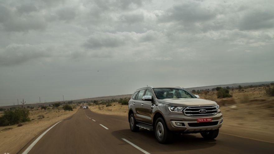 Ford Endeavour 2015-2020 Road Test Images