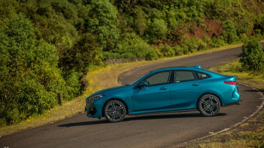 BMW 2 Series Road Test Images