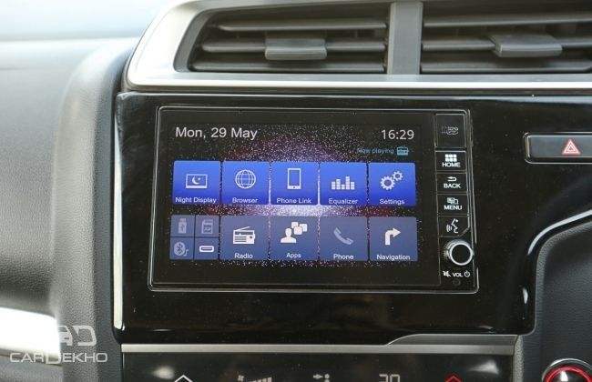 Comparison Review: Honda WR-V vs Hyundai i20 Active