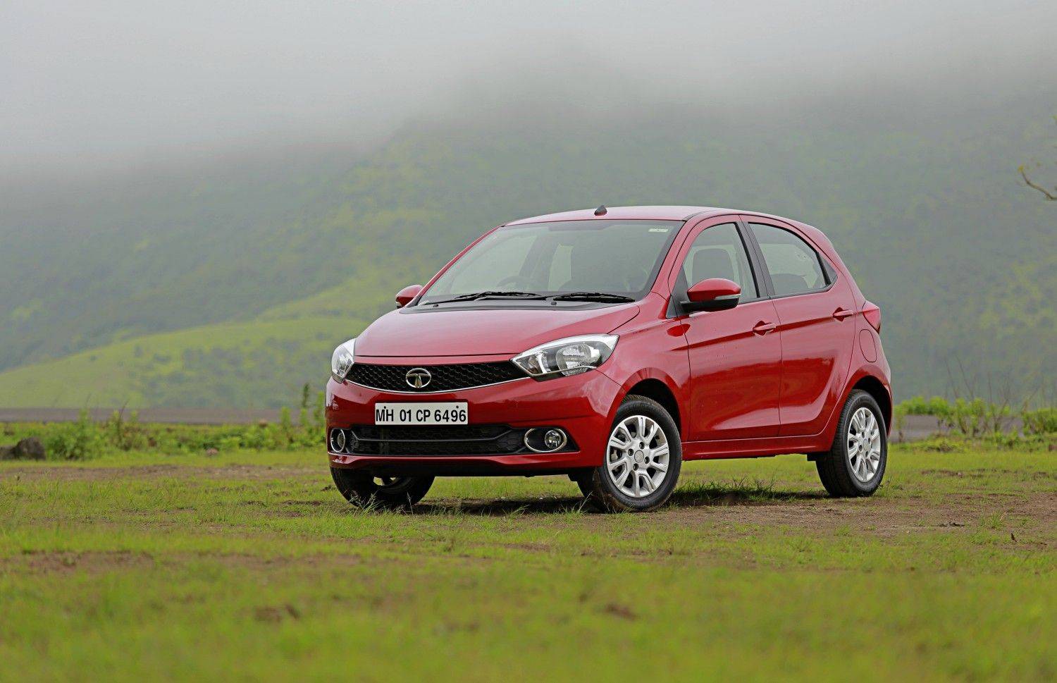 Tata Tiago XZA AMT - Detailed Review