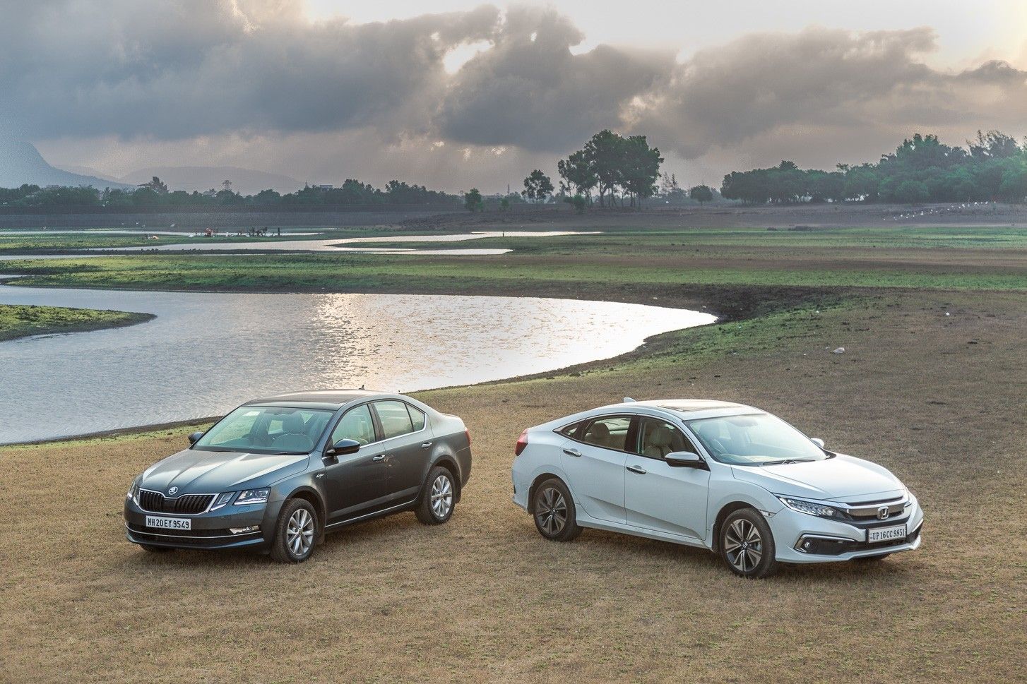 Honda Civic vs Skoda Octavia: Petrol Comparison Review