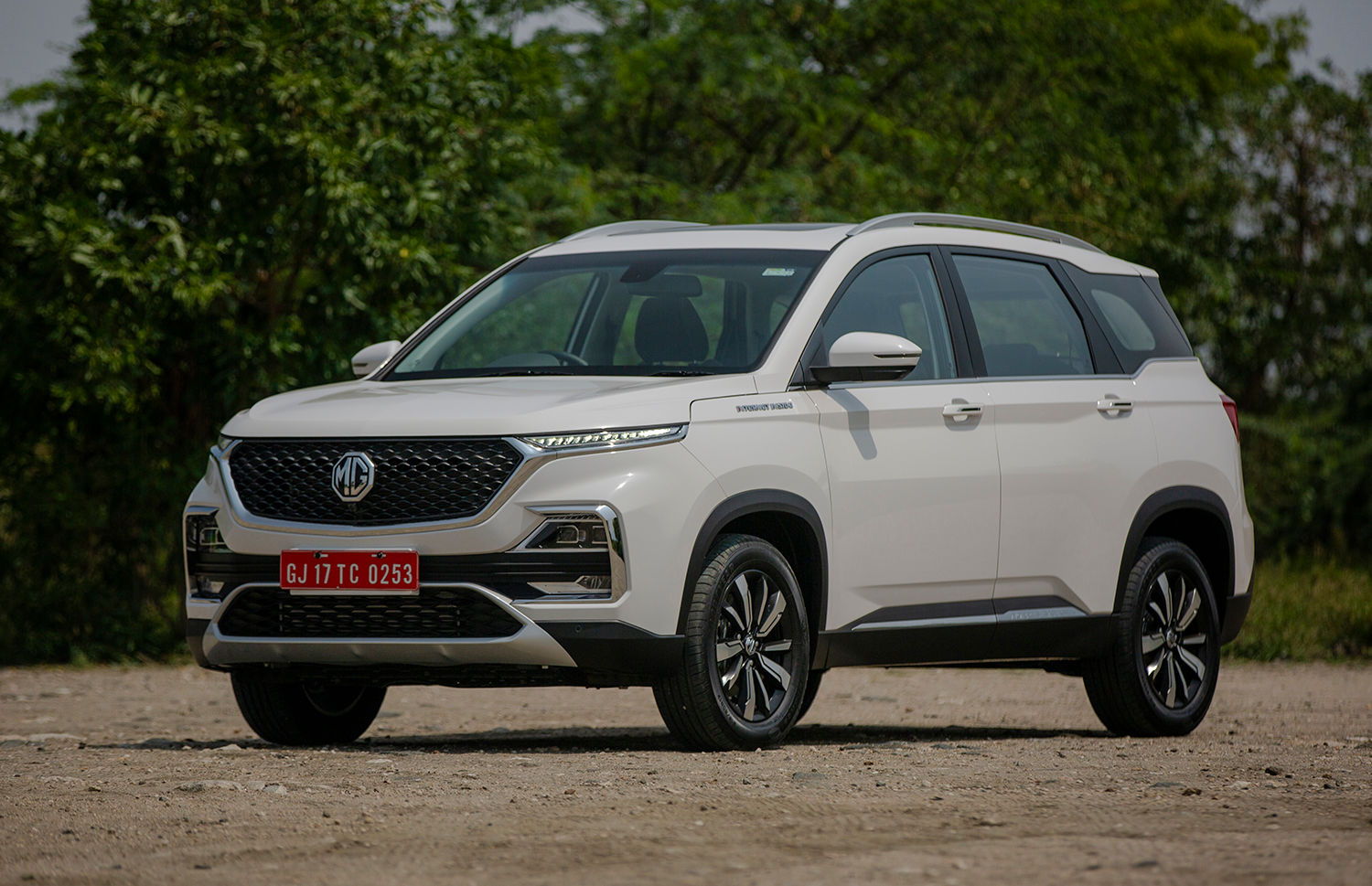 MG Hector: First Drive Review: Petrol & Diesel