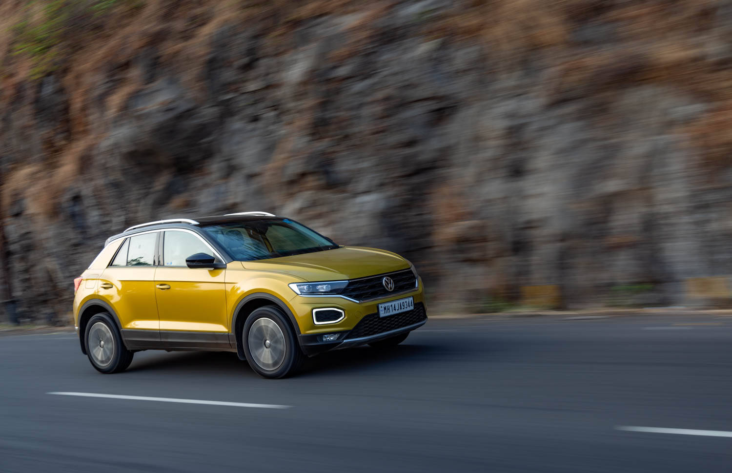 1 Volkswagen T-Roc Road Test Reviews from Experts