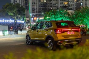 ഫോക്സ്വാഗൺ ടൈഗൺ 1.0 TSI AT ടോപ്ലൈൻ: 6,000km റാപ്-അപ്പ് ഫോക്സ്വാഗൺ ടൈഗൺ 1.0 TSI AT ടോപ്ലൈൻ: 6,000km റാപ്-അപ്പ്