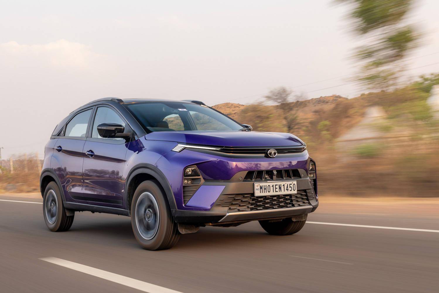 Tata Nexon விமர்சனம்: சிறப்பான காராக இருக்க நி�றைய சாத்தியங்கள் உள்ளன