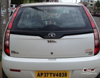 2015 Tata Indica Vista Quadrajet VX Tech 2015 Tata Indica Vista Quadrajet VX Tech