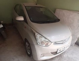 2012 हुंडई इयॉन स्पोर्टज़ 2012 हुंडई इयॉन स्पोर्टज़