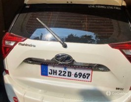 2019 Mahindra XUV500 W11 Option BSIV 2019 Mahindra XUV500 W11 Option BSIV