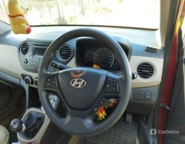 2016 Hyundai Grand i10 Sportz 2016 Hyundai Grand i10 Sportz