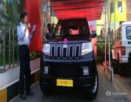 2017 Mahindra TUV 300 mHAWK100 T8 2017 Mahindra TUV 300 mHAWK100 T8