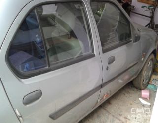 2004 Ford Ikon 1.6 Nxt 2004 Ford Ikon 1.6 Nxt
