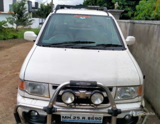 Chevrolet Tavera Neo 3 LS 10 Seats BSIII Chevrolet Tavera Neo 3 LS 10 Seats BSIII
