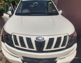 Mahindra XUV500 W8 FWD Mahindra XUV500 W8 FWD