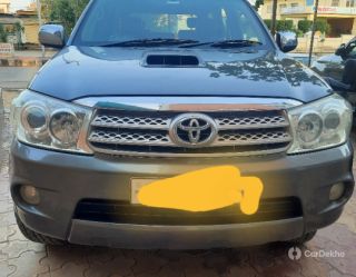 Toyota Fortuner 3.0 Diesel Toyota Fortuner 3.0 Diesel