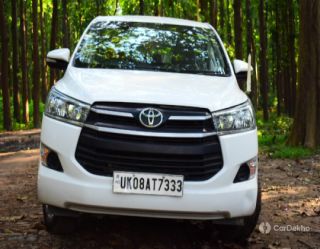 Toyota Innova Crysta 2.4 GX MT 8S BSIV Toyota Innova Crysta 2.4 GX MT 8S BSIV