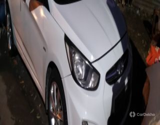 Hyundai Verna 1.6 CRDi EX AT Hyundai Verna 1.6 CRDi EX AT