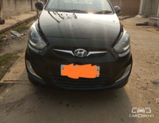 2012 Hyundai Verna 1.6 SX 2012 Hyundai Verna 1.6 SX