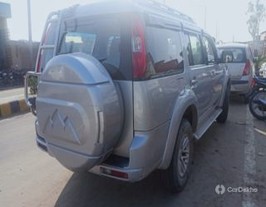 2011 போர்டு இண்டோவர் 3.0L AT 4x2 2011 போர்டு இண்டோவர் 3.0L AT 4x2