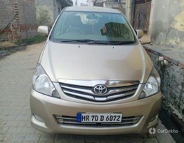 2011 टोयोटा इनोवा 2.5 वी डीज़ल 7-seater 2011 टोयोटा इनोवा 2.5 वी डीज़ल 7-seater
