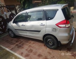 2012 मारुति अर्टिगा ZDI 2012 मारुति अर्टिगा ZDI