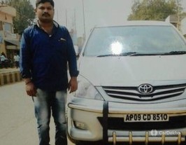 2011 टोयोटा इनोवा 2.5 वी डीज़ल 7-seater 2011 टोयोटा इनोवा 2.5 वी डीज़ल 7-seater