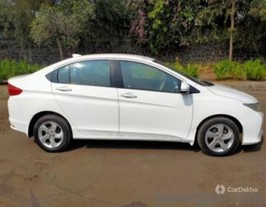 2014 ஹோண்டா சிட்டி ஐ DTEC எஸ் 2014 ஹோண்டா சிட்டி ஐ DTEC எஸ்