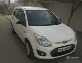 2015 Ford Figo 1.5D Base MT 2015 Ford Figo 1.5D Base MT
