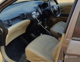 2014 होंडा अमेज एसएक्स i-VTEC 2014 होंडा अमेज एसएक्स i-VTEC