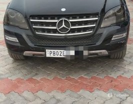 2011 Mercedes-Benz M-Class ML 350 4Matic 2011 Mercedes-Benz M-Class ML 350 4Matic
