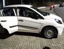 2016 హోండా ఆమేజ్ ఇ i-Vtech 2016 హోండా ఆమేజ్ ఇ i-Vtech