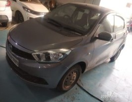 2018 टाटा टियागो 1.2 Revotron एक्सएम 2018 टाटा टियागो 1.2 Revotron एक्सएम