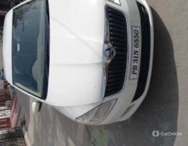 2015 ಸ್ಕೋಡಾ ರಾಪೈಡ್ 1.5 TDI Active 2015 ಸ್ಕೋಡಾ ರಾಪೈಡ್ 1.5 TDI Active
