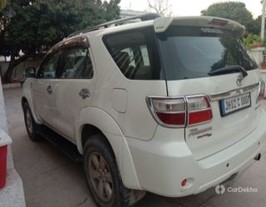 2011 Toyota Fortuner 3.0 Diesel 2011 Toyota Fortuner 3.0 Diesel