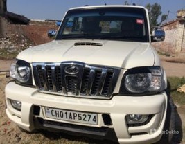 2012 Mahindra Scorpio VLX 4WD AIRBAG BSIV 2012 Mahindra Scorpio VLX 4WD AIRBAG BSIV