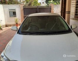 2013 టయోటా కొరోల్లా Altis 1.8 జె 2013 టయోటా కొరోల్లా Altis 1.8 జె