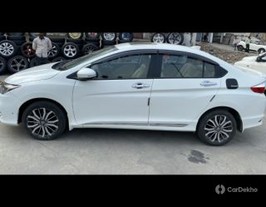 2018 होंडा सिटी Anniversary i-VTEC CVT जेडएक्स 2018 होंडा सिटी Anniversary i-VTEC CVT जेडएक्स