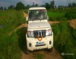 2011 മഹേന്ദ്ര ബോലറോ SLX 4WD BSIII 2011 മഹേന്ദ്ര ബോലറോ SLX 4WD BSIII