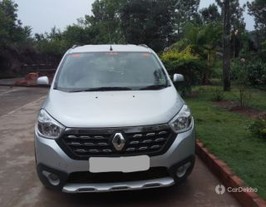 2015 Renault Lodgy 110PS RxZ 7 Seater 2015 Renault Lodgy 110PS RxZ 7 Seater