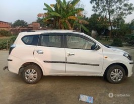 2015 ಡಟ್ಸನ್ ಗೋ Plus ಎ 2015 ಡಟ್ಸನ್ ಗೋ Plus ಎ