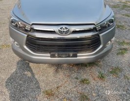 2017 Toyota Innova Crysta 2.4 VX MT BSIV 2017 Toyota Innova Crysta 2.4 VX MT BSIV