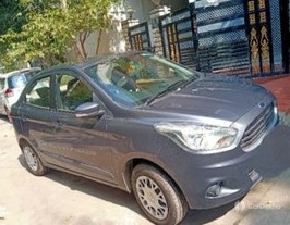 2017 फोर्ड फिगो Aspire 1.2 Ti-VCT ट्रेंड 2017 फोर्ड फिगो Aspire 1.2 Ti-VCT ट्रेंड