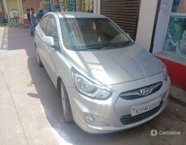 2013 ஹூண்டாய் வெர்னா 1.6 எஸ்எக்ஸ் CRDi (O) 2013 ஹூண்டாய் வெர்னா 1.6 எஸ்எக்ஸ் CRDi (O)