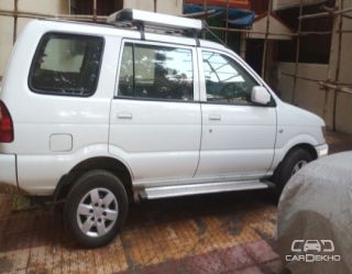 2014 Chevrolet Tavera Neo LS B3 - 10 seats BSII 2014 Chevrolet Tavera Neo LS B3 - 10 seats BSII