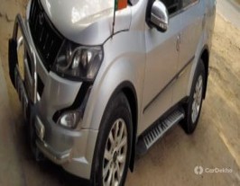 2017 Mahindra XUV500 W10 AWD 2017 Mahindra XUV500 W10 AWD