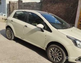 2015 Fiat Grande Punto EVO 1.3 Emotion 2015 Fiat Grande Punto EVO 1.3 Emotion